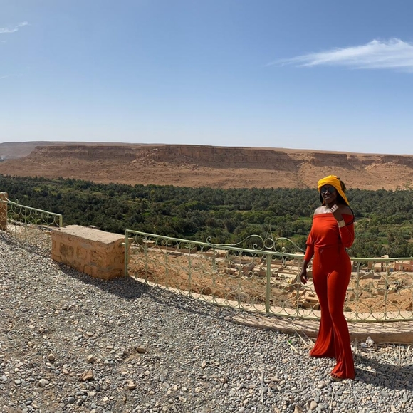 Meet your Posher, Nia - Picture 5 of 11